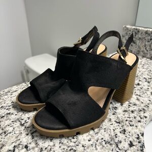 a.n.a Daly Women’s Chunky Black Heeled Sandals Size 7
